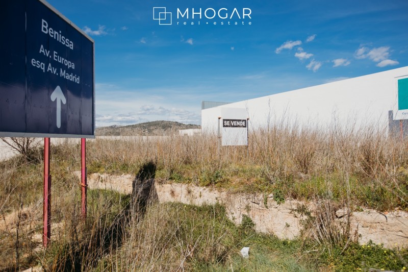 Benissa-Parcela industrial en venta